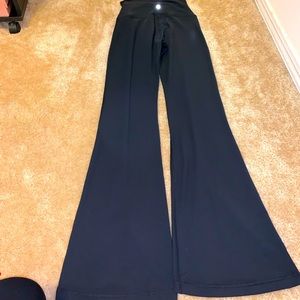 Yogalicious Black Flare leggings